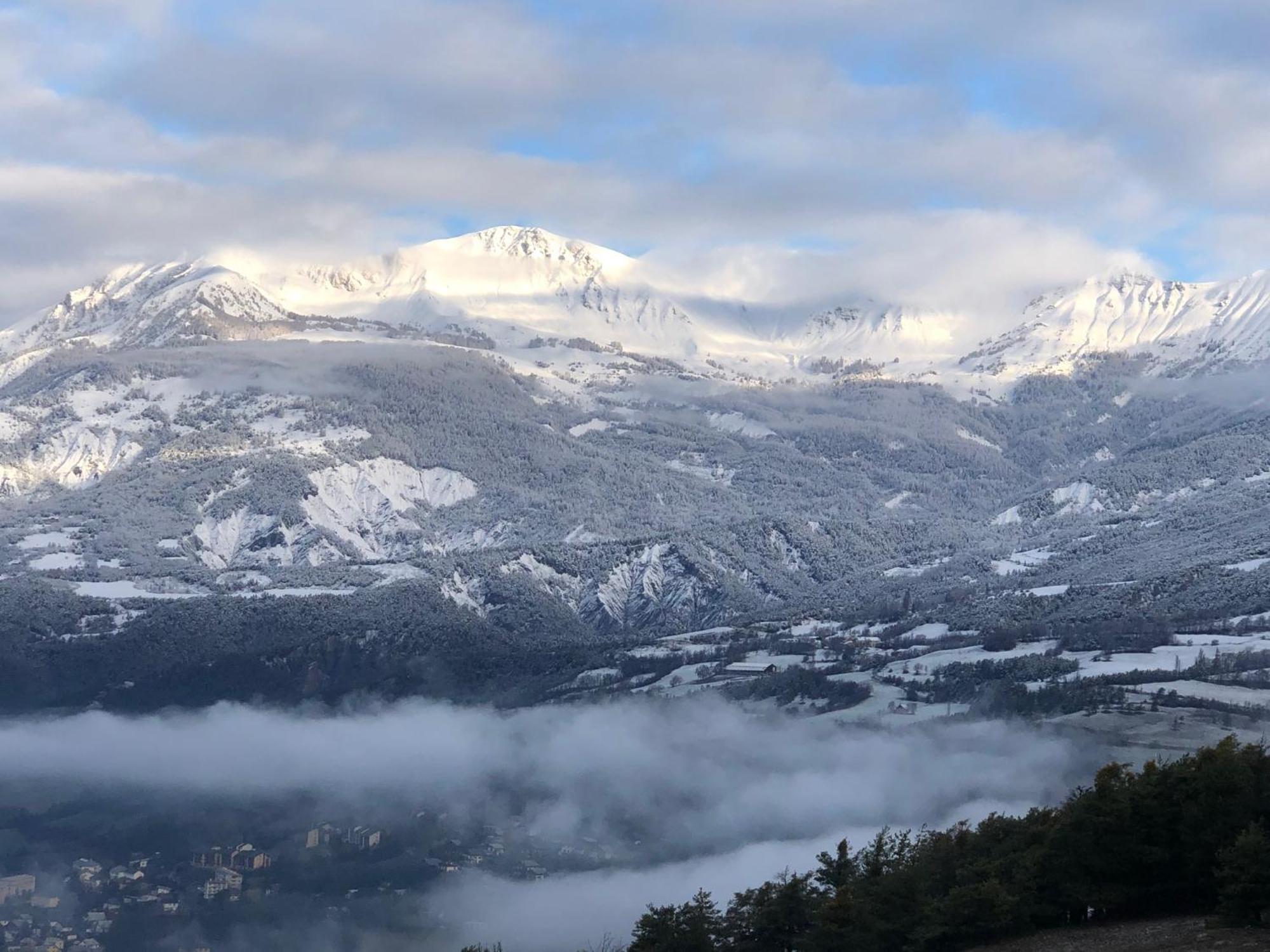Le Gaudissart 2 Apartment Barcelonnette Bagian luar foto